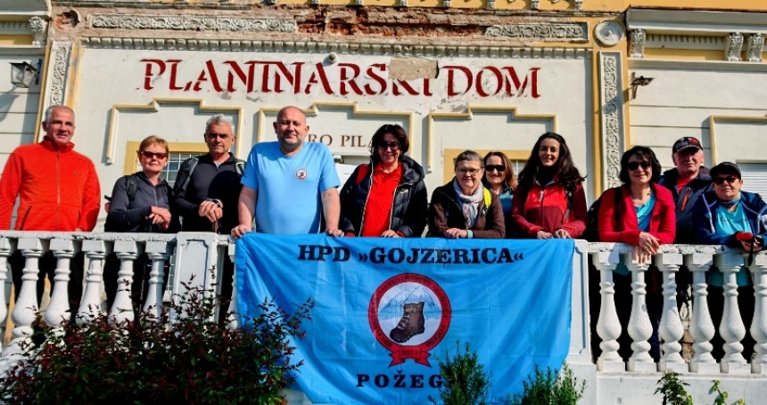 Planinari HPD Gojzerica Požega ove nedjelje su pohodili manifestaciju "Od Ivane do Tadije"