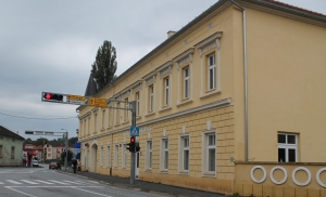Broj posjetitelja i noćenja raste