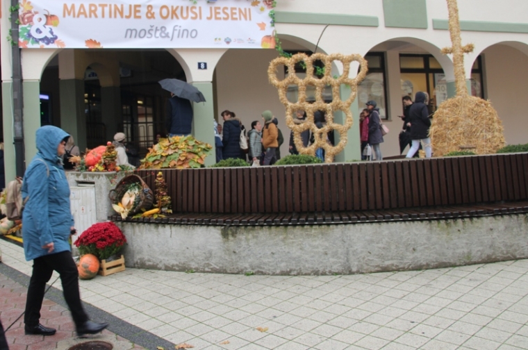 Sajam i manifestaciju "Okusi jeseni" nije zaustavila ni kiša koja je poslije posustala
