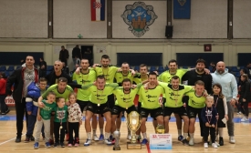 Krenulo 34. izdanje požeškog Božićnog malonogometnog turnira 2025. prvim utakmicama - tko su bili pobjednici na dosadašnjim turnirima