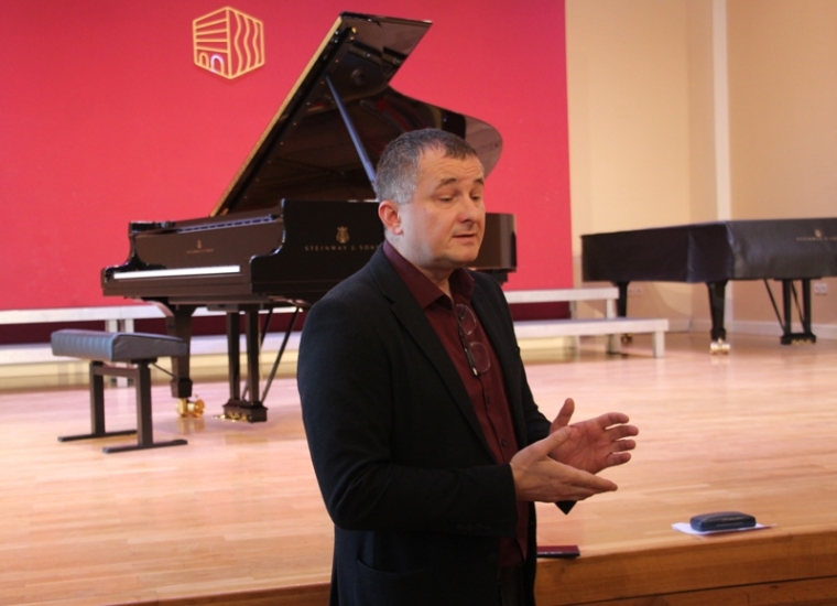 Novi vrijedni, preko 152 tisuće eura, koncertni klavir marke Steinway &amp; Sons predstavljen u Glazbenoj školi Požega