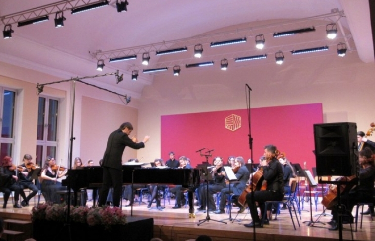 Simfonijski koncert Orkestra mladih glazbenika u Glazbenoj školi Požega