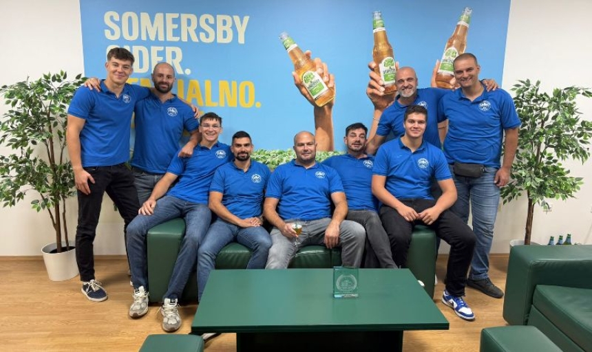 Članovi Udruge lađara Sisak u posjetu Carlsbergu Croatia u Koprivnici - Dugogodišnje partnerstvo Carlsberga i sisačkih lađara se nastavlja
