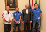 Gradonačelnik Puljašić ispratio požeške ribolovce u lov na zlatnu medalju