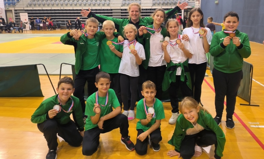 Judo klub "Jigoro" iz Jakšića nastupio je na Međunarodnom memorijalnom Judo turniru u Osijeku i osvojio 10 medalja