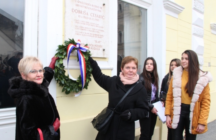 Polaganjem vijenca i kulturnim programom obilježena 120. obljetnica rođenja Dobriše Cesarića