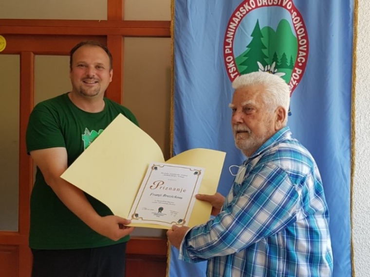 Uručena planinarska priznanja vrijednim članovima HPD "Sokolovac"