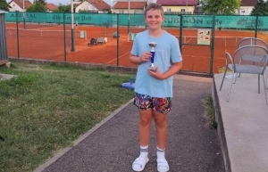 Tenis klub Požega na Turniru u Novoj Gradišci - kategorija do 12 godina