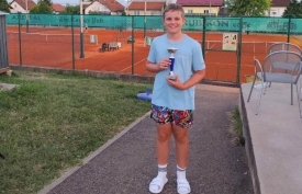 Tenis klub Požega na Turniru u Novoj Gradišci - kategorija do 12 godina