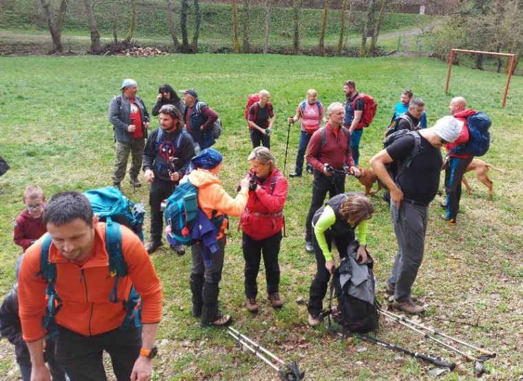 Planinari HPD "Sokolovac" Požega pohodili dvije staze a završili na "Srimušijadi"