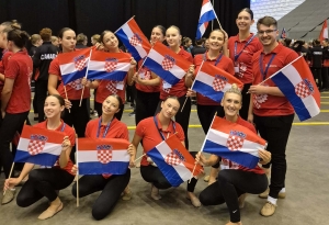 Požeške mažoretkinje i Twirling klub Požega nastupili na Svjetskom mažoret prvenstvu i Nations twirling Cupu u Torinu