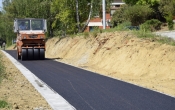 Postavljanjem asfalta završena rekonstrukcija  nogostupa u Osječkoj ulici u Požegi