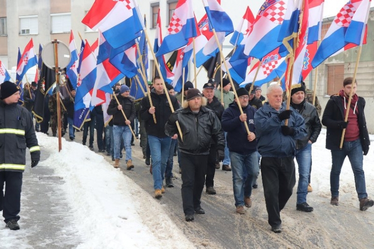 "Mimohodom pobjednika" obilježen početak Domovinskog rata u Pakracu