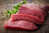 Kolin iz crvenog mesa pozitivno utječe na jetru i mozak