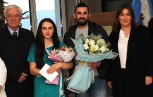 Prvu novorođenu bebu u Požegi, malog Matu Grubišića nagradili gradonačelnik Glavić i županica Jozić