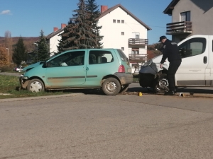 Prometna nesreća u Kutjevu, jedna osoba lakše ozlijeđena