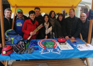 HPD &quot;Sokolovac&quot; na info štandu provirali planinarenje i rad društva