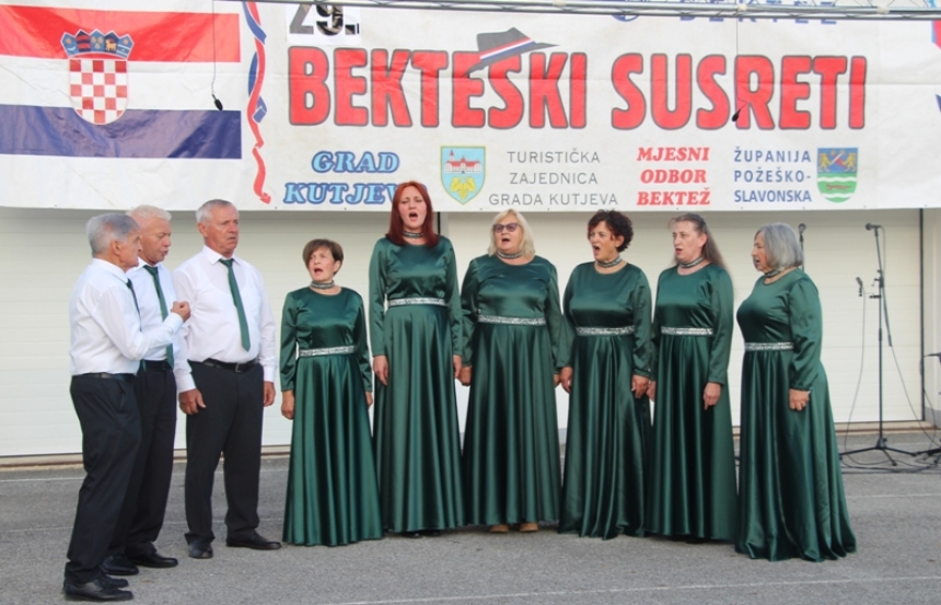 Održani 29. "Bekteški susreti" - smotra folklora, pjesme, plesa, nošnji i tradicije