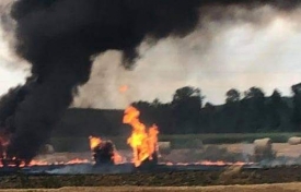 Između Velike i Radovanaca došlo je do požara na poljoprivrednoj površini gdje su opožarene rolo bale sijena