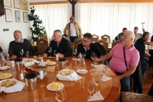 Posjetili podrume i kušali vina „Vinskih vitezova“ Enjingija i Krauthakera
