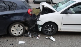 Uz alkohol od 1,48 promila i neprilagođenu brzinu 35-godišnji vozač udario u automobil ispred sebe koji je skretao u lijevo