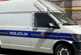 27-godišnjak osumnjičen: Nije platio kupljeni automobil, krivotvorenim potpisom registrirano vozilo