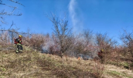 Unatoč zabranama svima je najlakše otpad zapaliti - 56-godišnjak u voćnjaku spaljivao grane i otpad a uslijed vjetra požar se proširio