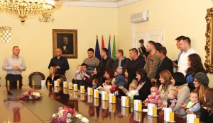 Prijem beba u gradskoj kući Požega