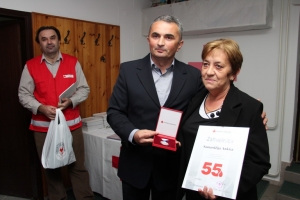 Priznanja i medalje za jubilarne davatelje krvi a Zdenko Šojat sa 134 rekorder