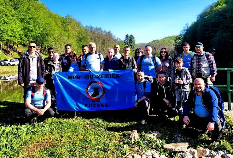 Članovi HPD "Gojzerica" Požega pohodili Moslavačku goru