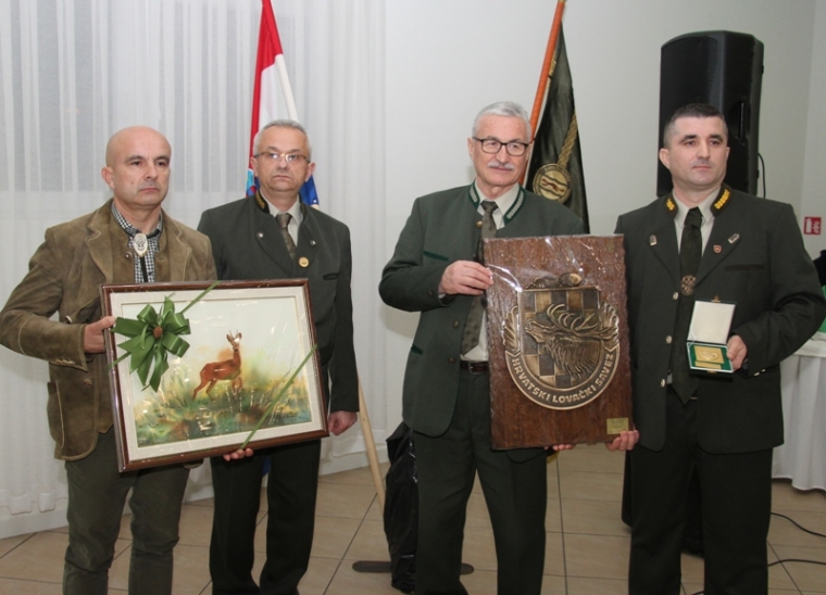 Lovačko društvo "Sokol" iz Bučja obilježilo 100 godina organiziranog lovstva i rada