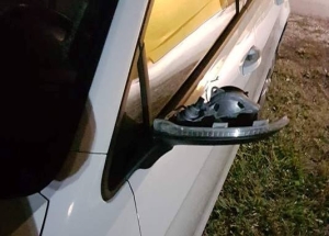 U Novoselcima se prilikom mimoilaženja okrznuli automobili - vozači 35. i 30-godišnjak dobili novčane kazne