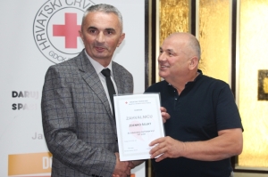 Obilježen 25. listopad Dan dobrovoljnih darivatelja krvi i nagrađeni višestruki darivatelji i rekorder Zdenko Šojat sa 157 darivanja krvi