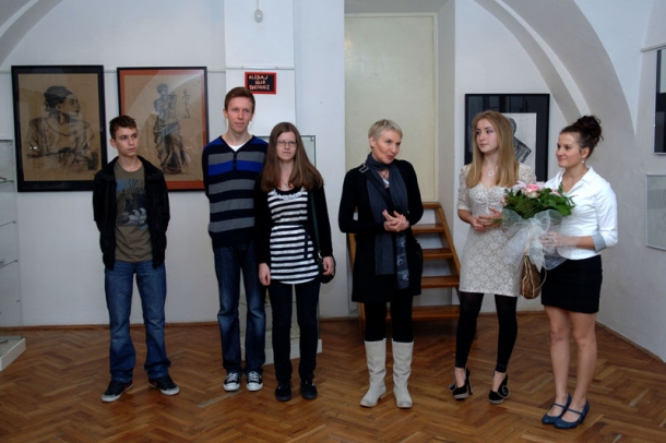 'Učim ih razvijati likovno mišljenje'