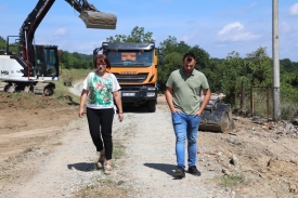 Dovršetak radova na pješačkoj stazi u Brodskom Drenovcu i početak izgradnje ceste Dolač-Smrik u Pleternici