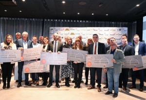 Dodjela sredstava za opremanje Streetball igrališta Hrvatske Lutrije - Općini Velika 12 tisuća eura za igralište