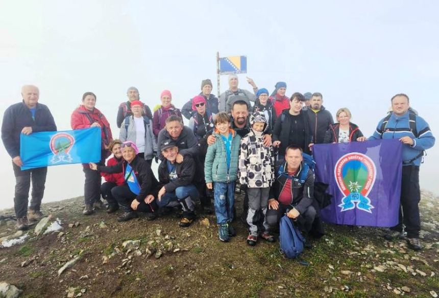 HPD "Sokolovac" Požega pohodio trodnevni izlet na planinu Vranicu u BIH - penjali Devetaci-Nadkrstac-Krstac-Ločika-Rosinj