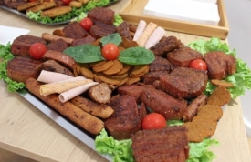 Prijatelji životinja traže da se ne podrži zabrana naziva za biljne proizvode - kupci znaju da burger od graha nije meso!