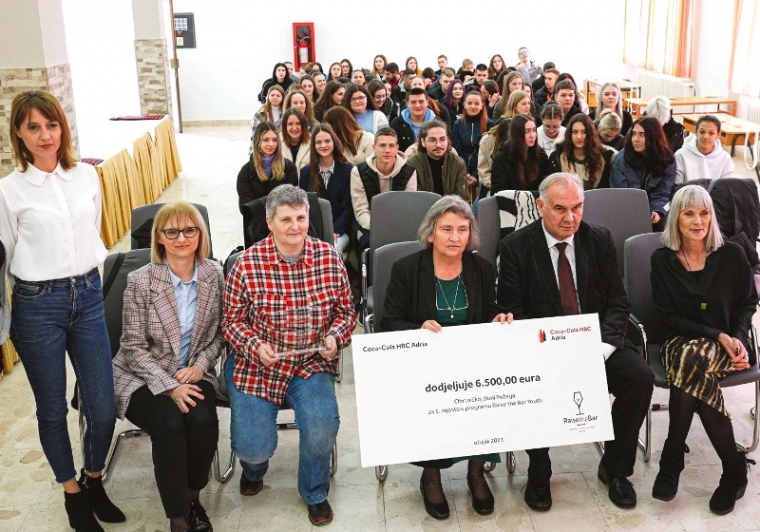 Obrtnička škola Požega najbolja škola u sklopu programa Raise the Bar Youth nagrađena s 6.500 eura