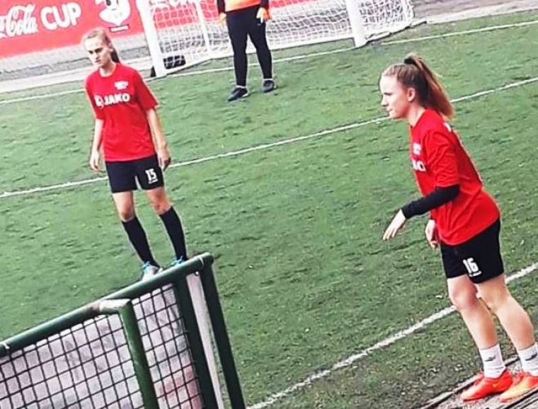 Nika i Klara iz NK "Mladost" Pavlovci zaigrale u 1. HNL za ŽNK "Viktorija" iz Slav. Broda