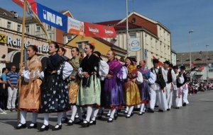 Županiju predstavljali folkloraši Jakšića