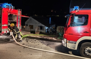 Sinoć je došlo do požara na obiteljskoj kući 64-godišnjaka koji su vatrogasci uspješno ugasili