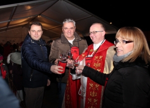 Vinkovo na trgu okupilo veliki broj posjetitelja