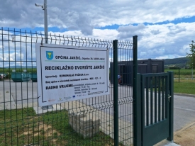 Provaljeno u reciklažno dvorište u Jakšiću, ukraden novac