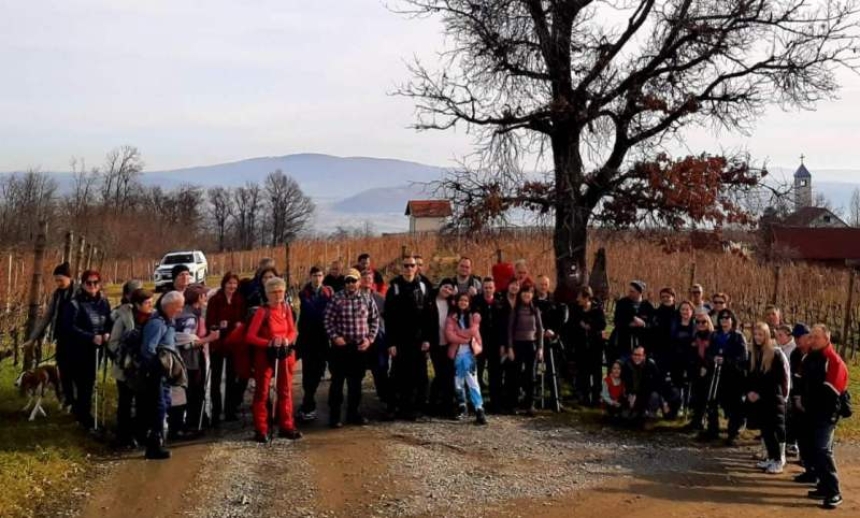 Požeški planinari iz HPD Sokolovac pohodili Pleternicu na Zimskom vincelovskom pohodu
