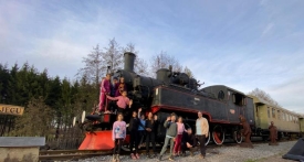 Dječja planinarska škola &quot;Gojzići&quot; na izletu u Lovrakovom centru i u pohodu po Dječjoj planinarskoj obilaznici Bilogore