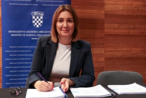 Županiji odobrena sredstva za tri projekta matične i dvije područne škole koja obuhvaćaju novu dvoranu, učionice, igrališta i kuhinju