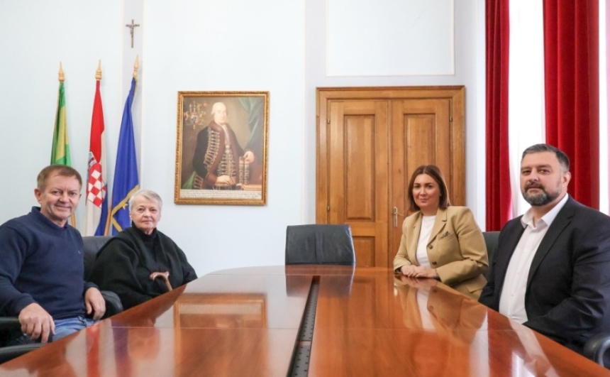 Majka vukovarskog branitelja Jean-Michela u Požegi: “Imam sreću što sam nakon 34 godine pronašla tijelo sina, no za mene nije gotovo”