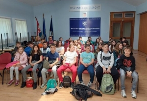 Preventivni program za učenike osnovnih škola &quot;Mogu ako hoću&quot;