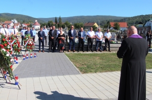 Povodom Dana grada Kutjeva položeni vijenci u čast hrvatskih branitelja na groblju sv. Marka